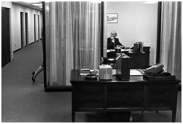 henri-cartier-bresson-bankers-trust-new-york-1960-b