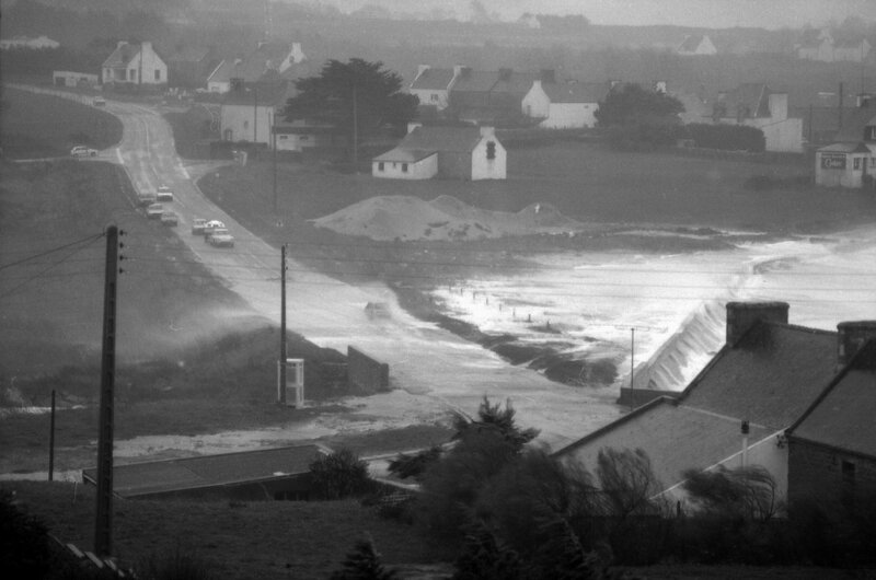 Ch26 - Tempête sur la nouvelle route du Loch en 1981c