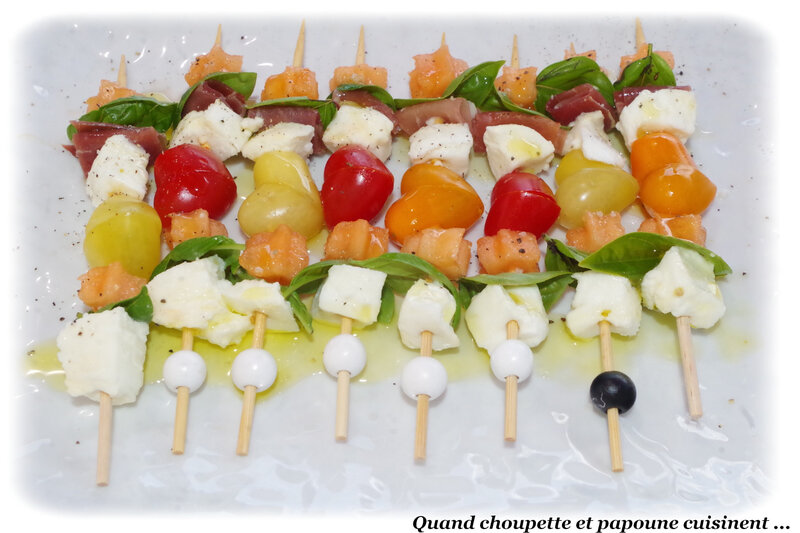 brochettes de tendresse au melon et jambon cru-3780