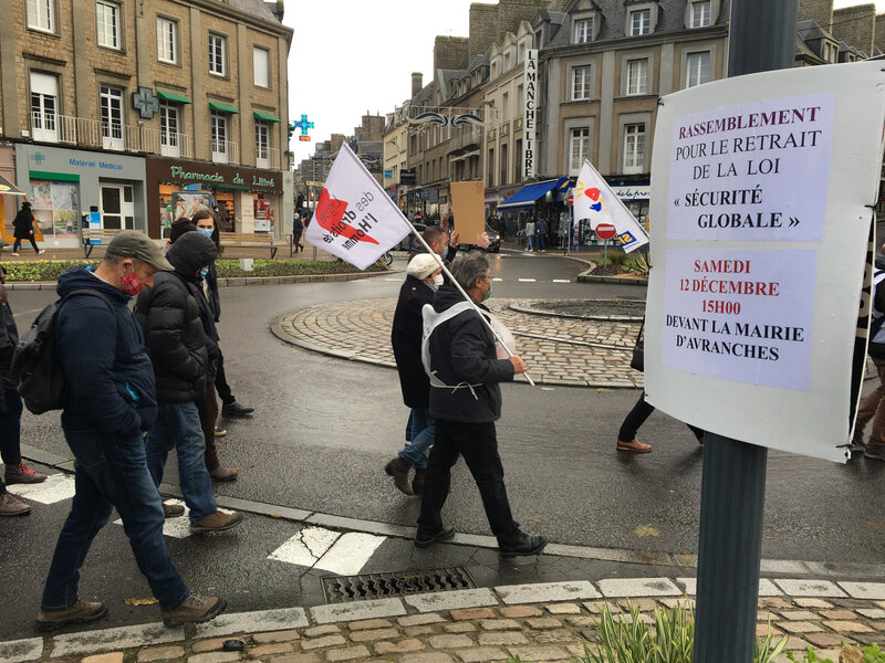 Avranches_manifestation_rassemblement_loi_sécurité globale_12 décembre 2020_défilé_place Littré