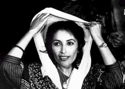 bhutto_benazir