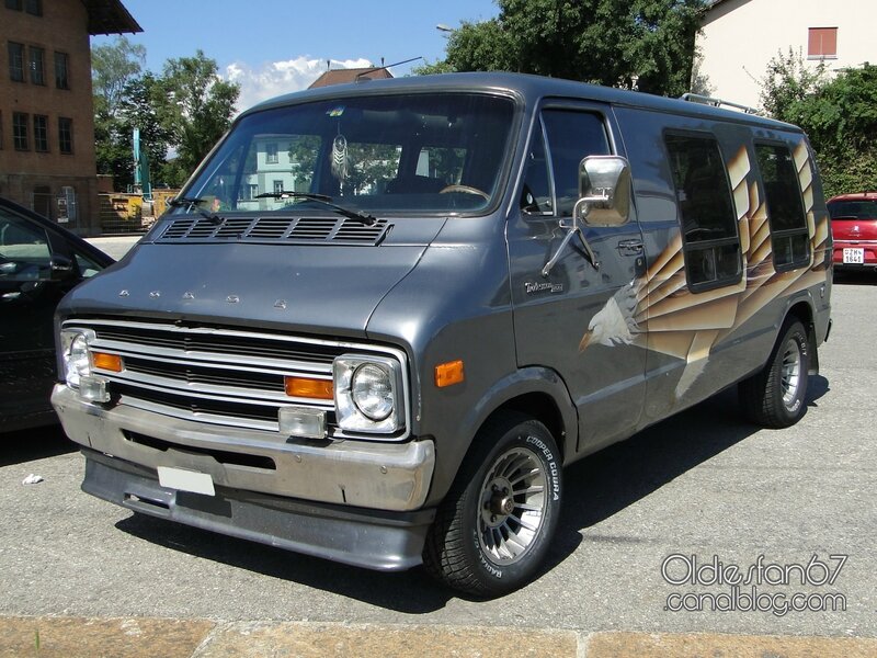 dodge-adventurer-200-van-1978-01