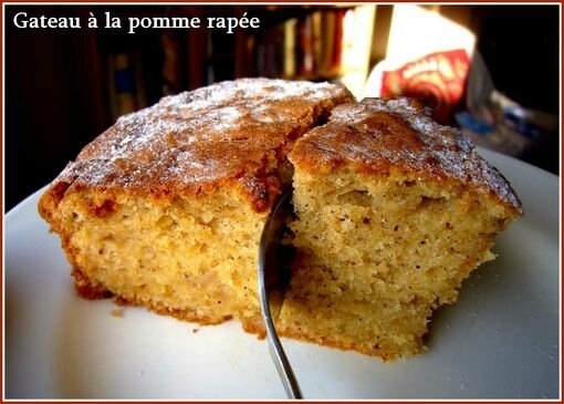 Cake à la pomme râpée