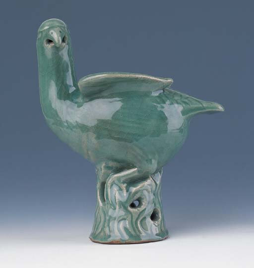 An unusual Longquan celadon bird-shaped ewer and cover, Ming dynasty (1368-1644)