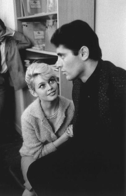 1958-09-en_studio-avec_distel-031-1