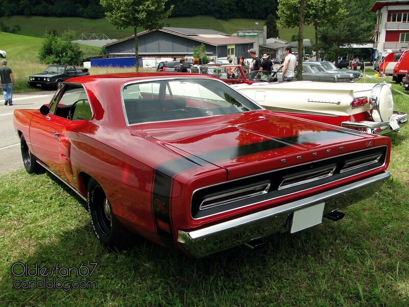 dodge-coronet-rt-440-1969-02