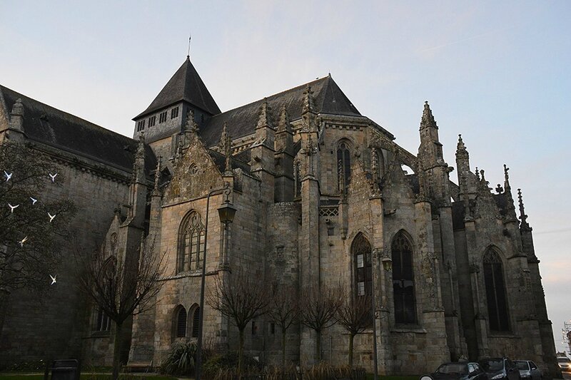 Dinan_eglise_stmalo