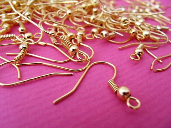 2013 1221 Chikipanda - golden earrings hooksjpg
