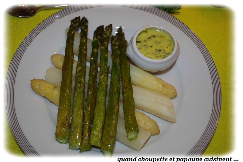 asperges vertes et blanches sauce fines herbes-8453