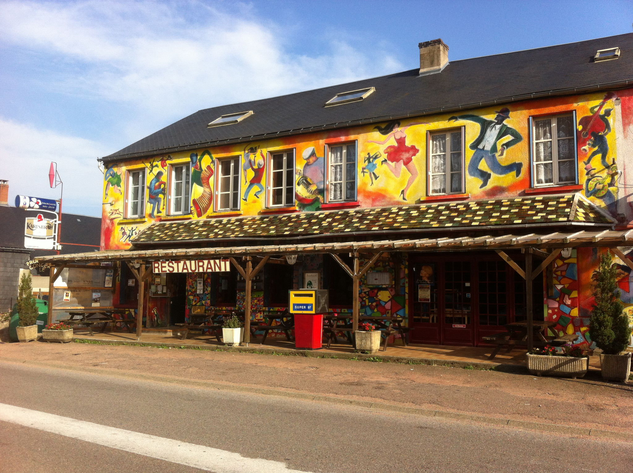 Arleuf, le Cornemuse (58)