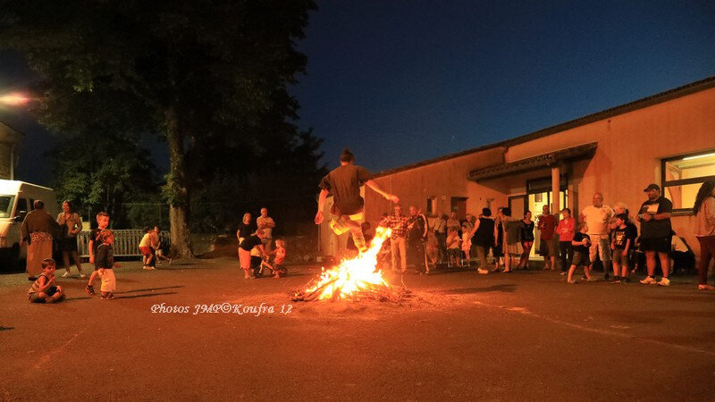 Photos JMP©Koufra 12 - Le Caylar feu de la St Jean - 29062018 - 479