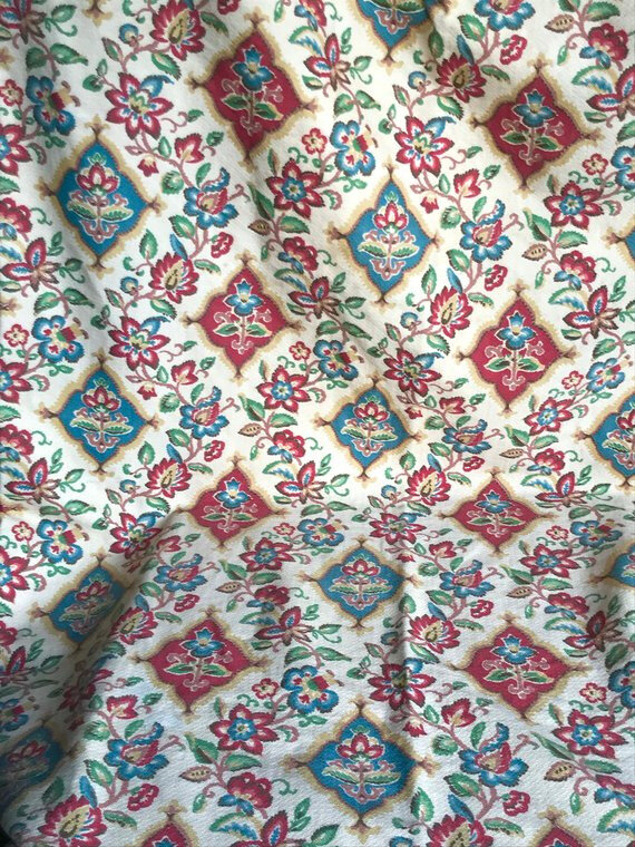 TEXTILE STYLE JACOBAIN property deals