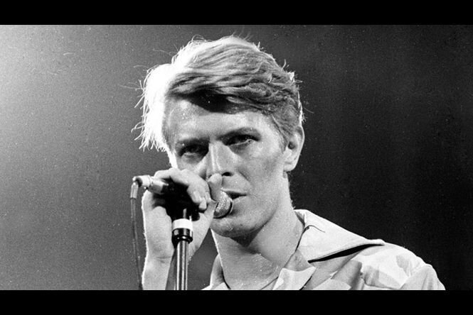 David_Bowie_sa_carriere_en_7_chansons_cultes