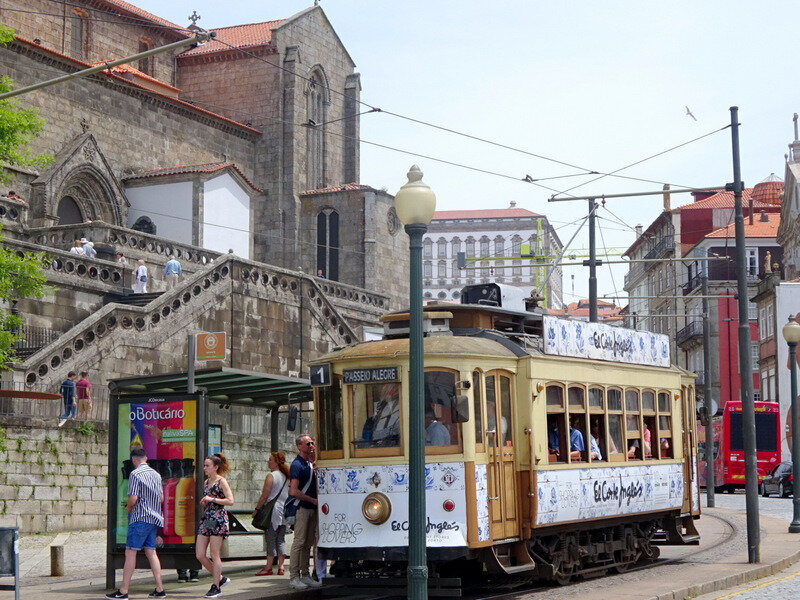 tram Porto