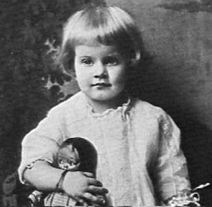 jean-1915-baby-1