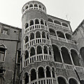 Venise en noir et blanc : photos de mars 1993. Pochette III, La Fenice, San Trovaso (2)