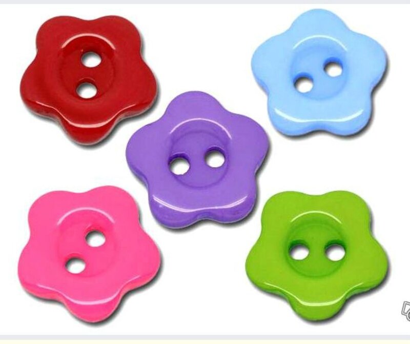 boutons fleurs acryliques