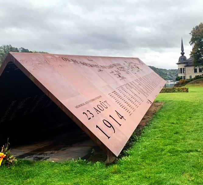 Memorial Dinant6