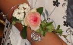 bracelet fleur demoiselle d'honneur mariage