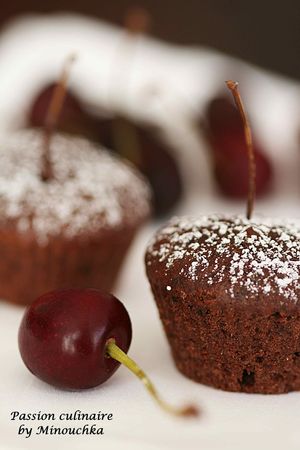 Petits_muffins_au_chocolat_cerise_2
