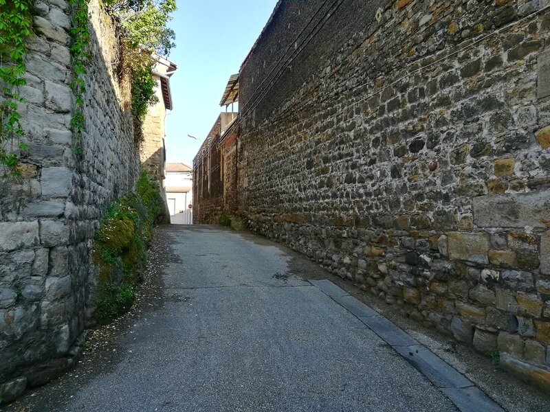 rue Déserte, dans sa longueur, 20 mai 2018