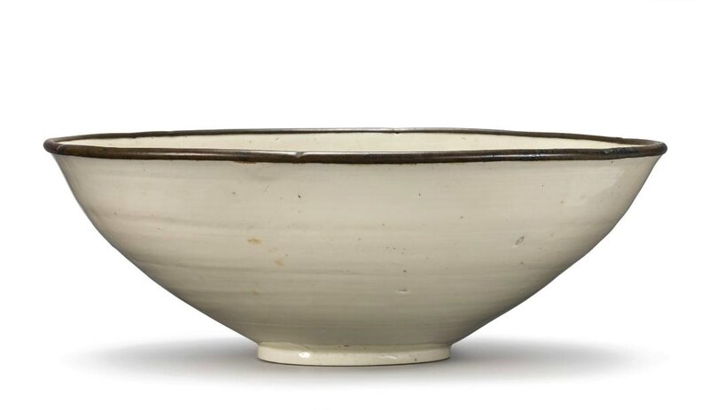 A large 'Ding' bowl, Song dynasty