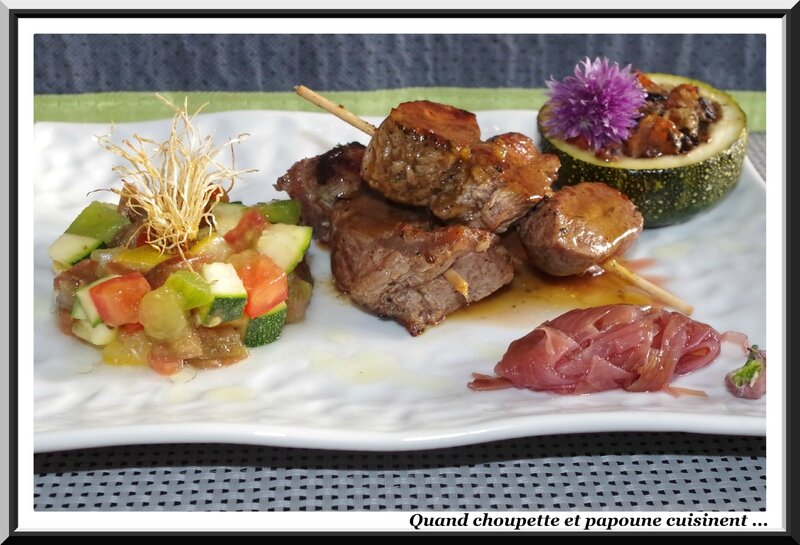 BROCHETTES D'ONGLET DE VEAU AU RATAFIA CHAMPENOIS, COURGETTES ET TOMATES EN DEUX FACONS-3737