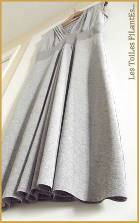 Robe burda jersey gris et capel moutarde6-1