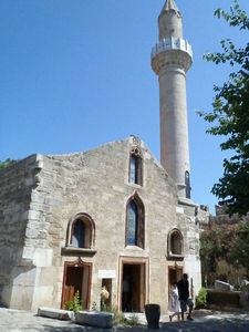 Minaret sur une église chretienne