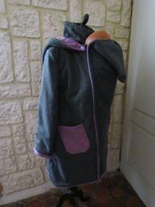 manteau de portage gris et violet bulles (4)