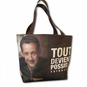 11360_marchandising_ump_le_sac_officiel_de_la_campagne_de_nicolas_sarkozy