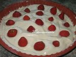 Gâteau aux blancs d'oeufs de mes poules et aux fraises du jardin 010
