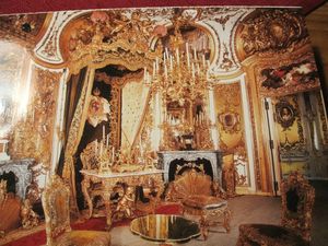 audience-chamber-in-linderhof-castle