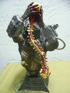 Predator_Special_Edition_Mini_bust_limited_2500ex2