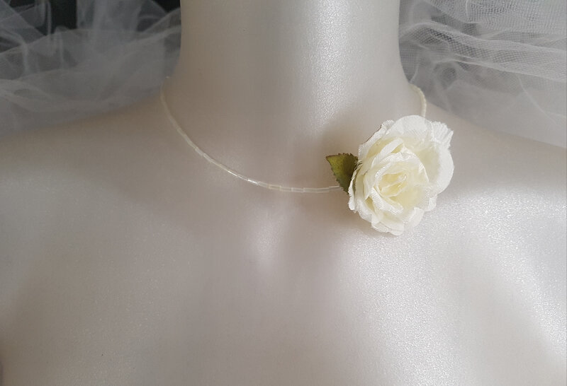 Collier de mariée rose blanc cassé, thème champêtre raffiné (5)