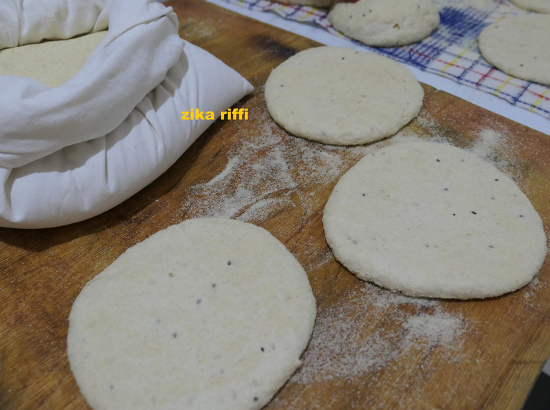 galettes levées-matloue annabi- semoule-1