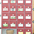 <b>Boîte</b> <b>à</b> <b>thé</b> <b>à</b> tiroirs - Teabox with drawers