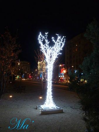 valence_noel_111218_5