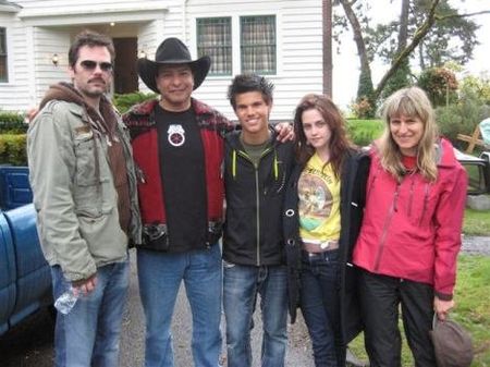 Charlie_Billy_Jacob_Bella_and_Catherine
