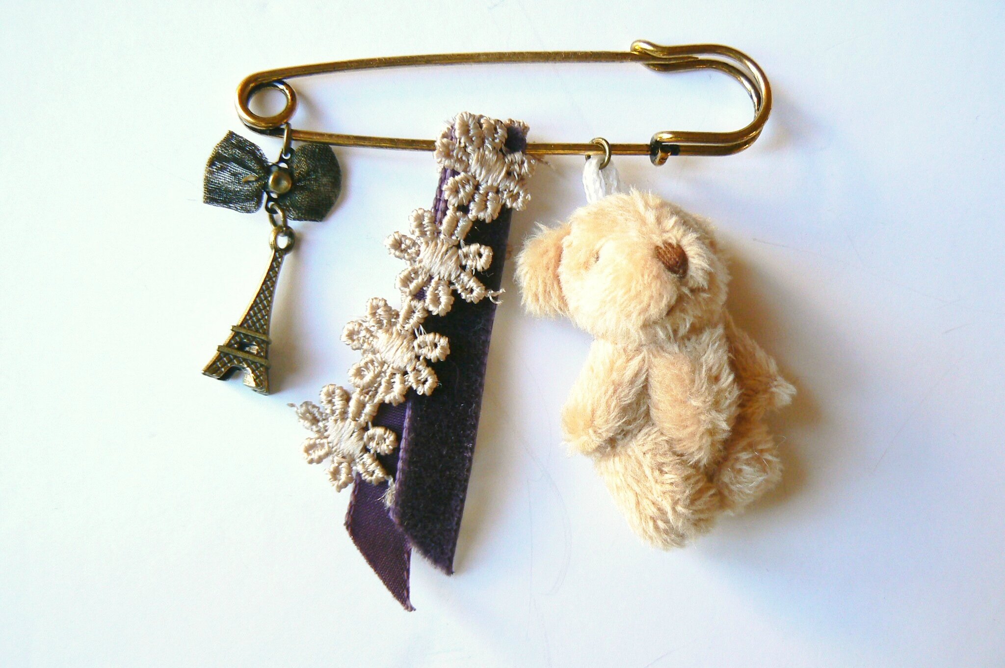BROCHE NOUNOURS