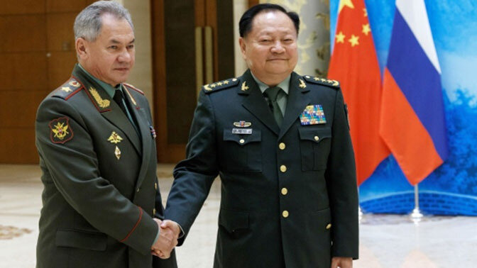 Les généraux Choïgou et Youxia