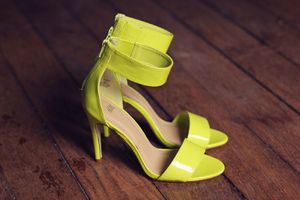 Sandales-Neon-HM