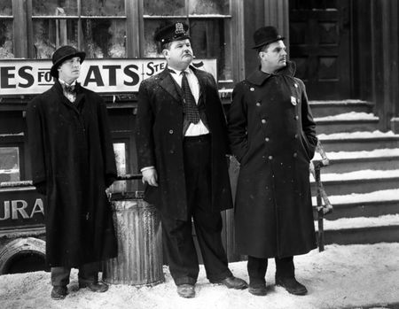 Annex_20__20Laurel_20__20Hardy_20_Below_20Zero__01