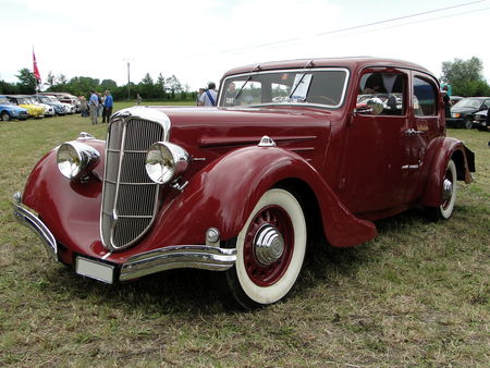 UNIC U4B Berline 1935 Fete AutoRetro Etang Ohnenheim 2009 2