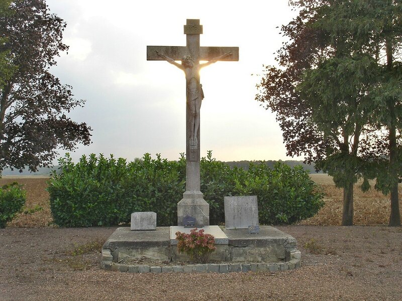 2014-09-17-calvaire cimetière Caudescure (3)