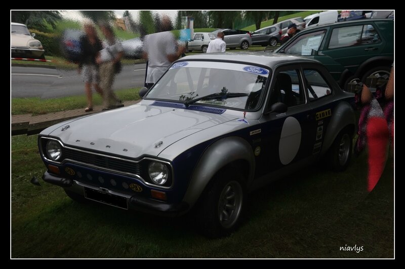 escort 1