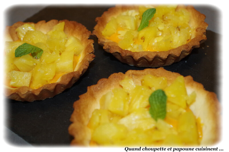 tartelettes à la crème d'abricot et à l'ananas frais-9047