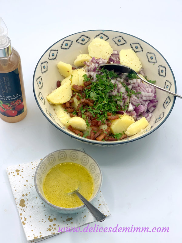 Salade tiède de pommes de terre aux lardons 4