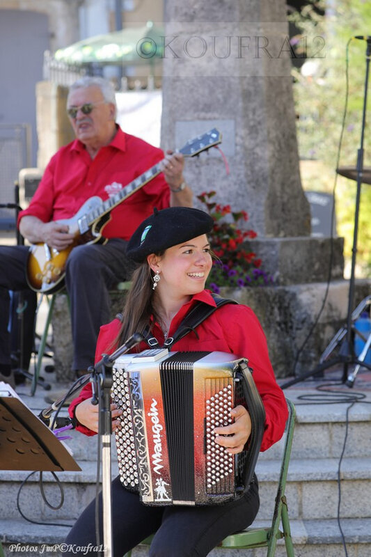 Photos JMP©Koufra 12 - Le Caylar - Los Musicaires del Castèl - 14072019 - 0008