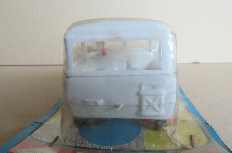 JB 00979